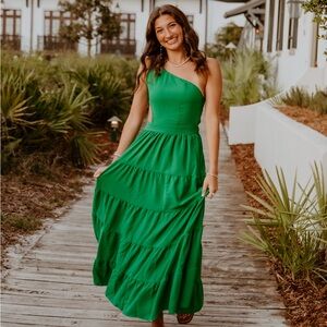 Meet your Posher, Melia